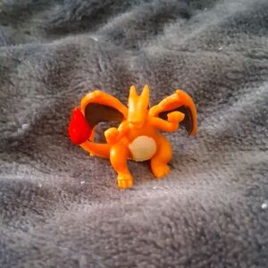 Charizard Pokemon Figurine